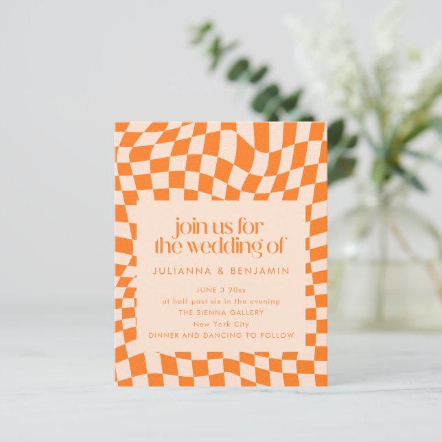 Budget Retro Orange Check Wedding QR Code Invite (Stående Fram)