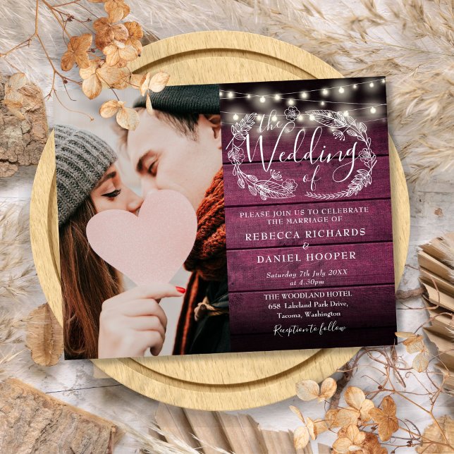 Budget Röd Rustika Ljus Foto Bröllopsinbjudan (Budget Red Rustic Lights Photo Wedding Invite)