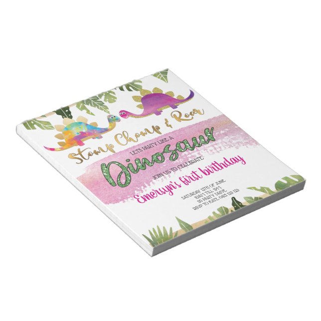 Budget Rosa Girl Girl Dinosaur Birthday-inbjudan Anteckningsblock (Vinklad)