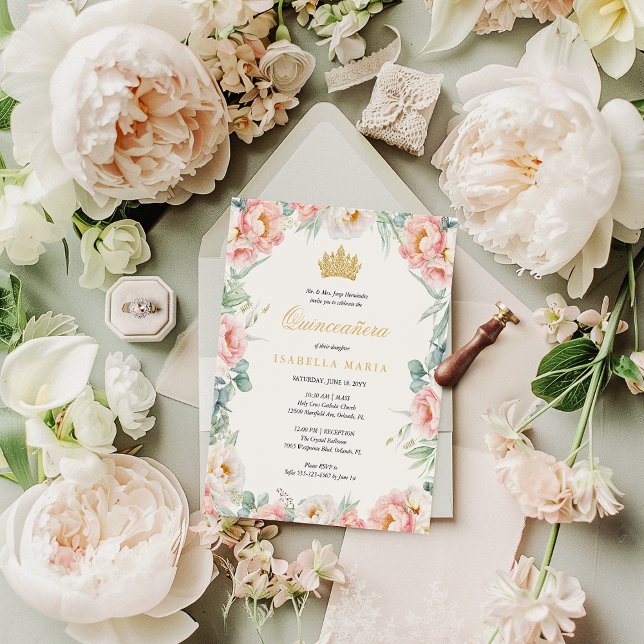 Budget Rosa Guld Blommigt Quinceañera-inbjudan (This pink floral quinceanera invitation with gold crown is an elegant way to announce your party)