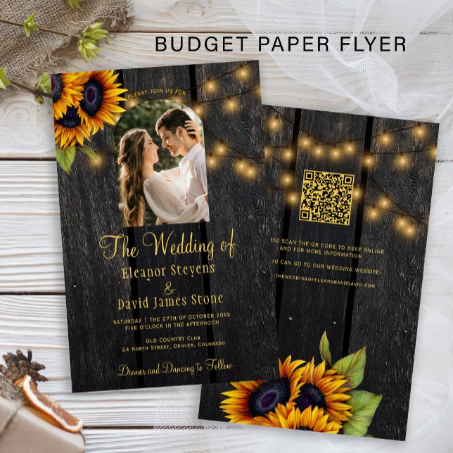 Budget rustic foto QR rsvp bröllopsinbjudan Flygblad (Skapare uppladdad)