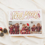 Budgeten - mycket bra hand, 3 fotojul<br><div class="desc">En vit, handdragen design med "Mycket merry" i faux guld-bokstäver, dekorerad med söta små stjärnor och gnistor. "Merry" är understruket, och det finns en rustik gräs som är böjd runt slutet. I det övre, lämnat hörnet skrivs året ut i enkel typografi. I högernas hörn av designen i grund är anpassningsbarna...</div>