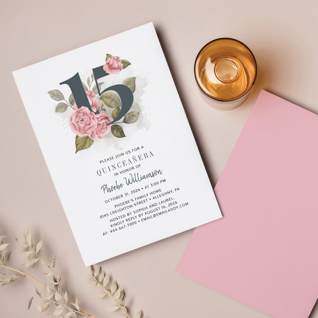 Budgeten Quinceanera Rustic Blommigt 15:e födelsed (Pink Floral Quinceanera Invitation)