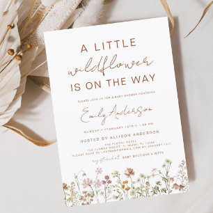 Budgetera en inbjudan till en liten Wildblomma Bab Flygblad