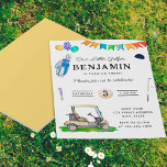 Budgetera vår lilla Golfer Gult Kids Golf Birthday Flygblad<br><div class="desc">Budgetera vår lilla Golfer Gult Kids Golf Birthday är en underbar guldinbjudan till en barn! Denna golffödelsedag i inbjudan har party,  ballonger,  färgstarka banderoller i party,  golfkarta,  golfbanor,  klubbar,  golf bollar,  golfhatt och golfväska. Lustigt inbjudan till ett golftema för födelsedagsfest.</div>