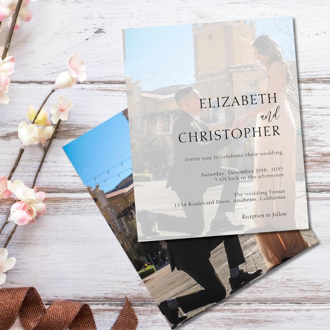 Budgeterad, modern inbjudan till fotobröllop flygblad (Skapare uppladdad)