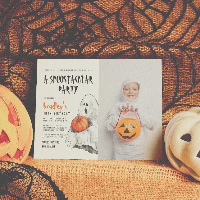 Budgeterad Spooktacular Halloween Ghost-fotofödels (Skapare uppladdad)