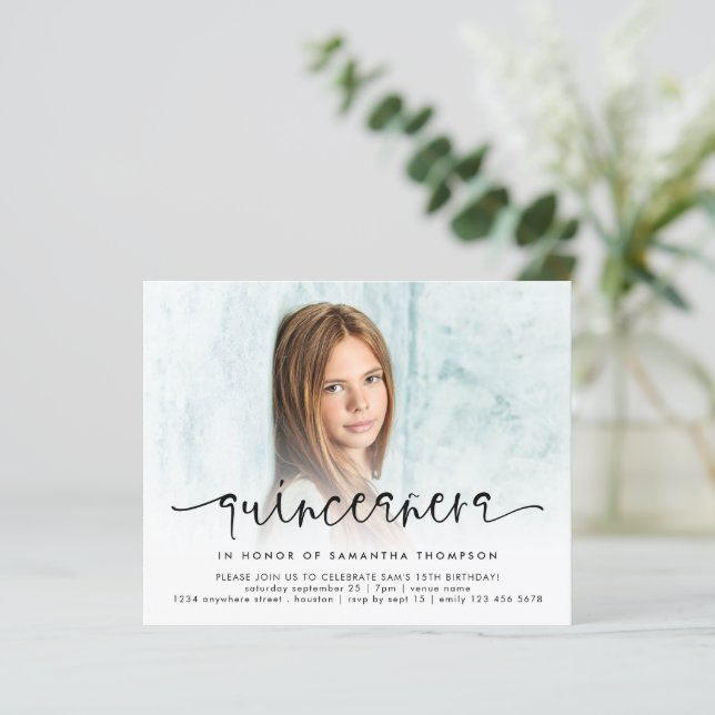 Budgeterat fotoövertäckningsskript Quinceañera Inb (Stående Fram)