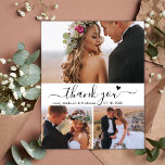 Budgeterat Heart Script Collage Bröllop - tackkort<br><div class="desc">Budget, minimalistisk Modern Elegant-Tack-skript 3 Photo Collage Bröllop Tack-personlig till ett överkomligt pris med ett tunt kort med låg budget. Snyggt bröllop tackar dig för att du har en kortmall med fyra foto på framsidan och ett foto på baksidan. ***NOTERA! *** BUDGETEN PAPPER/FLYER ÄR PAPPER. *** UPPGRADERA PAPPRA FÖR EN...</div>
