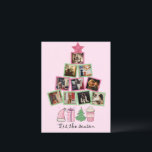 Budgetfoto Tis Season Rosa & Grönt jul Vykort<br><div class="desc">Cute rosa Julgran,  som är gjord med ditt eget urval av personliga foton,  gör den här perfekten av budgetkortet för helgdag till dina vänner och din familj. "Detta är säsong",  helgdag typografi av finare. Söt Festive rosa glitter star ovanpå det här fotot träd avslutar av det här söta hälsning-vykortet.</div>