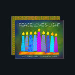 Budgetkort för Grönten Hanukkah Boho Candles Peace<br><div class="desc">"Fred, kärlek och ljus." En lekfull, modern, konstgjord illustration av boho mönster-ljus på en menorah hjälper dig att vaktera helgdag av Hanukkkah. Blåljus med färglöst faux foil mönster täcker över rikens djupa grönt texturerad bakgrund. Faux koppardiamant mönster på baksidan av grönten. Känn julhelgens värme och glädje när du skickar det...</div>