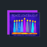 Budgetkort för Hanukah Candles Peace Kärlek Light<br><div class="desc">"Fred, kärlek och ljus." En lekfull, modern, konstgjord illustration av boho mönster-ljus på en menorah hjälper dig att vaktera helgdag av Hanukkkah. Blåljus med färglöst faux foil mönster täcker över en rik djup blå texturerad bakgrund. Faux shock rosa diamant mönster folie på en kornblomblå lila på baksidan. Känn julhelgens värme...</div>