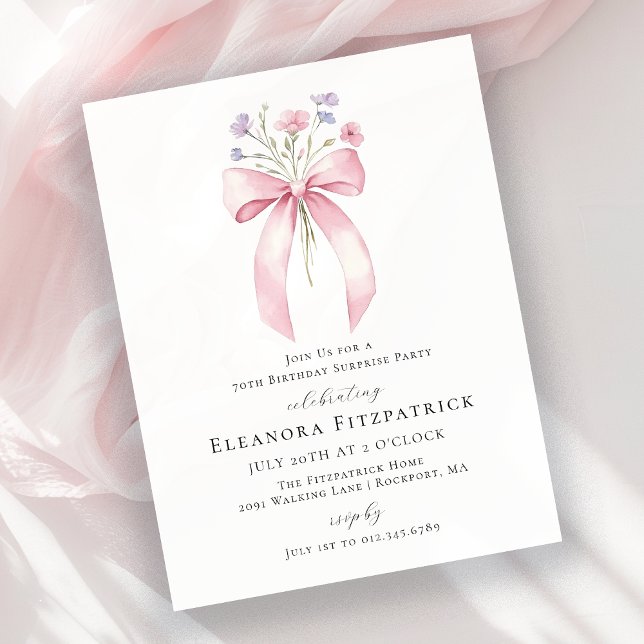 BUDGETÖVERPRISE 70:e födelsedag Rosa Bow Inbjudan (Skapare uppladdad)