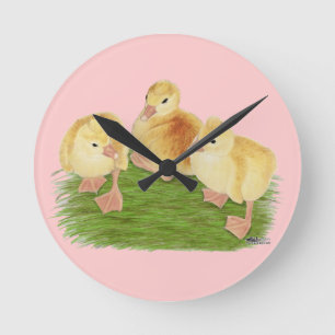 Buff Goslings Tuftad Rund Klocka