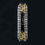 Buffalo Black White Solros Handskriftlig namn Mini Skateboard Bräda 18,5 Cm<br><div class="desc">Den här designen kan vara personlig i det område som tillhandahålls genom att ändra fotot och/eller text. Du kan också anpassa den genom att klicka på Anpassa den här mallen och sedan välja klicka för att anpassa ytterligare alternativ och ta bort eller ändra färg i bakgrunden, lägga till text, ändra...</div>