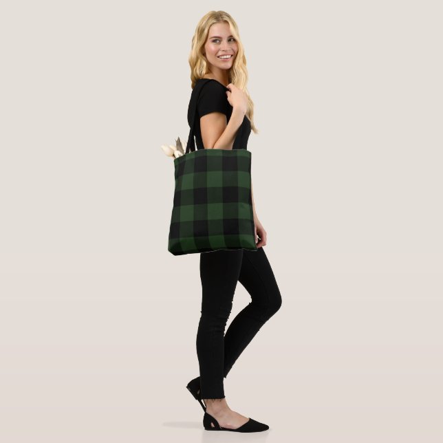 Buffalo Check Celtic Grönt and Black Squares Plaid Tygkasse (På modell)