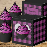 Buffalo Check - Lila and Black - Heart Favbox Presentaskar<br><div class="desc">Ruta för lila av hjärta och svart buffel. Anpassade på baksidan av rutan. Om du användor knappen Redigera design/verktyg kan du också lägga till egna bilder/foton. Andra tillgängliga färgrutor. Se Samling av alla rutstorlekar och buffel,  markera färg här: https://www.zazzle.com/collections/boxes_product_promotional_gift_buffalo_check-119842043554925619</div>