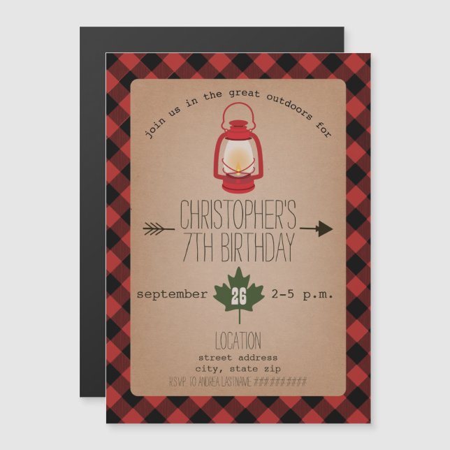 Buffalo Plaid Lantern Camping Birthday Magnetisk Inbjudningskort (Fram/baksida)