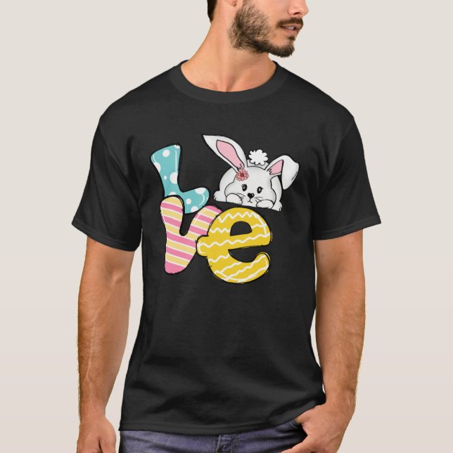 Buffalo Plaid Love Bunny Retro Groovy Easter Day T Shirt (Framsida)