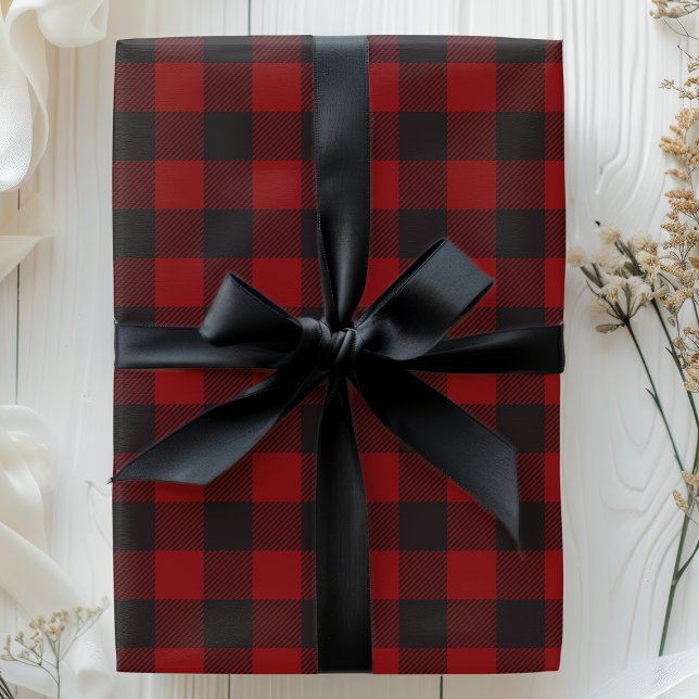 Buffalo-rutigt svart och rött rutigt jul presentpapper (Skapare uppladdad)