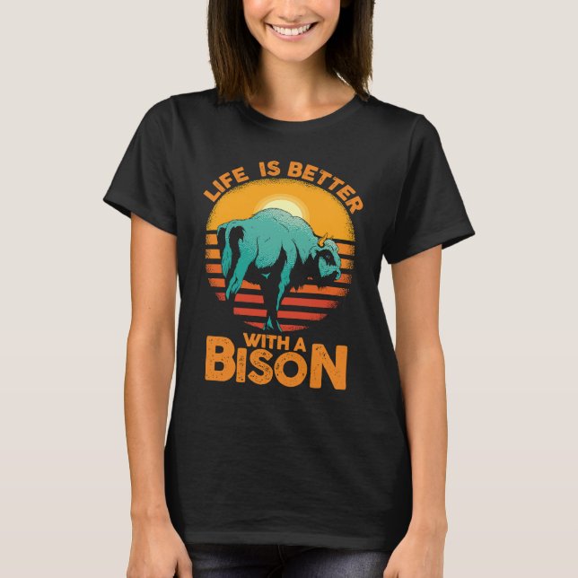Buffalo Whisperer Fluffy Cow  With A Bison T Shirt (Framsida)
