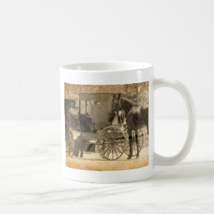 Buggyen för hästen, Amish kommer med den hem- ny Kaffemugg