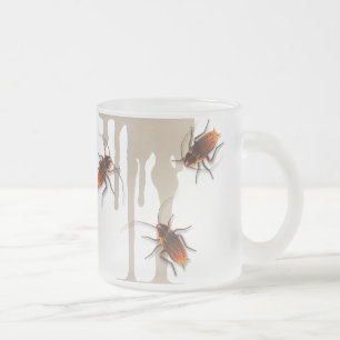 Bugzeez_Icky Fackliljerurar droppar av glas mugg