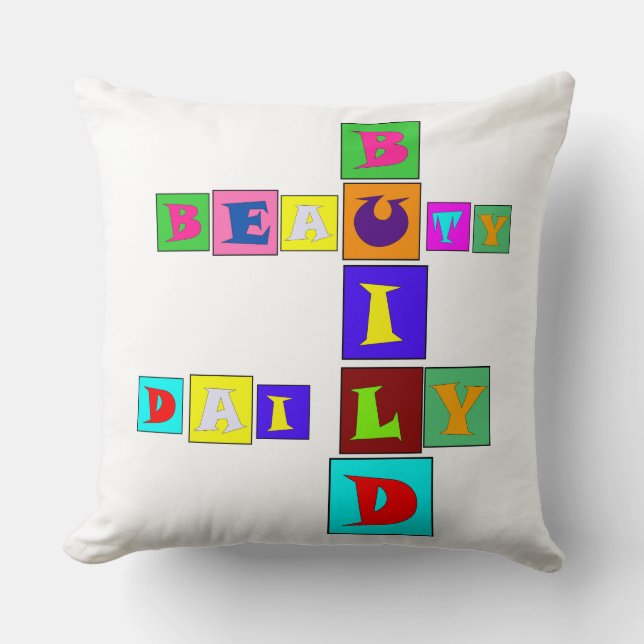 BUILD BEAUTY DAILY Throw Pillow Kudde (Framsida)