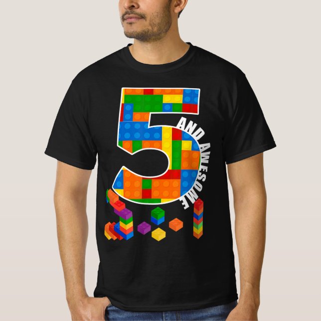 Building Blocks Bricks 5 Year Old Awesome Birthday T Shirt (Framsida)