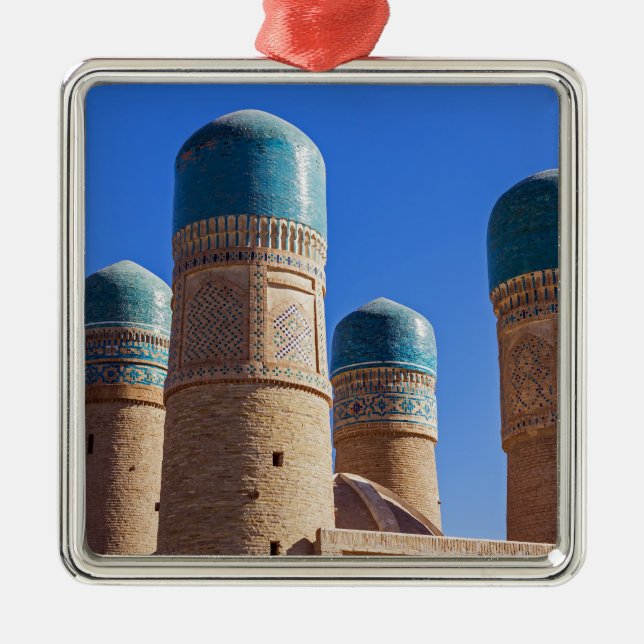 Bukhara, Uzbekistan - Chor Minor Madrassah Julgransprydnad Metall (Framsidan)