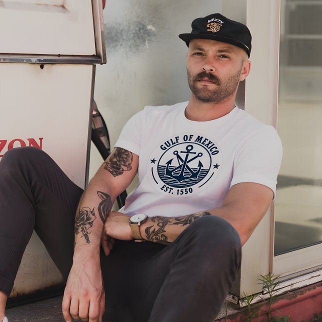 Bukt i Mexiko Classic Nautical Badge Est. 1550 T Shirt (Gulf of Mexico Est. 1550  Nautical Badge white t-shirt. )
