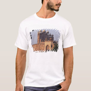 Buland Darwaza (Segerns port) till Dargah Tee Shirt
