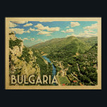 Bulgarien Poster Vintage resor Poster<br><div class="desc">Bulgarien vintage resor poster med en fantastisk överblick över land med berg och flod. För bulgariska gåvor gör den här konsttryckningen perfekten souvenir eller memento.</div>