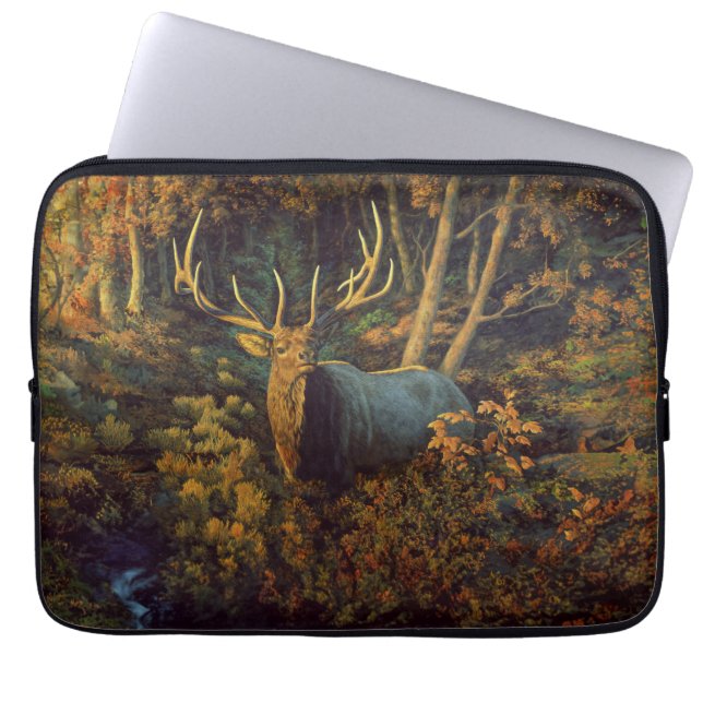 Bull Elk in Autumn Forest Laptop Fodral (Framsidan)
