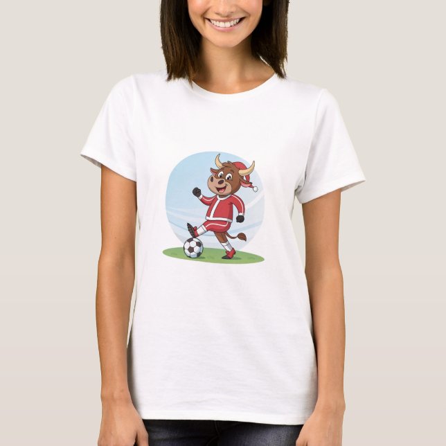 Bull in Christmas costume and soccer ball T Shirt (Framsida)