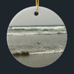 Bullards Beach State Park, Bandon, Oregon Julgransprydnad Keramik<br><div class="desc">Under Labor Day-helgen 2017 utforskade vi Bandon,  Oregon vid Bullards Beach State Park. Det var rökigt på grund av de närliggande skogsbränderna i södra Oregon,  men det var fortfarande en mycket rolig plats att besöka! En mås flyter i det grunda vattnet på stranden.</div>