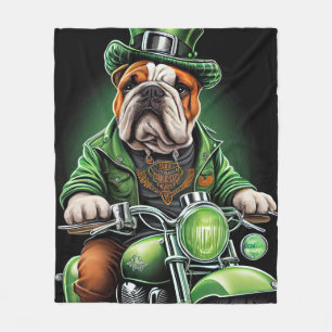 Bulldog Driving Bike St. Patrick's Day Fleecefilt