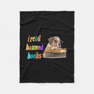 Bulldog I Read Banned Bokar Fleecefilt