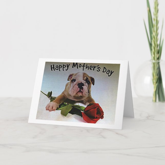 BULLDOG MED RO ÄR FULLT KÄRLEK PÅ MORS DAG KORT (Framsida)