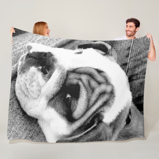 Bulldoggullfilt Fleecefilt (På plats)