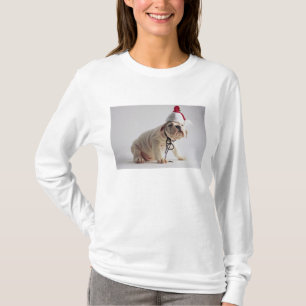 Bulldoggvalp som ha på sig den Santa hatten Tee Shirt