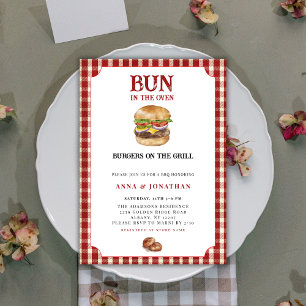 Bulle i ugnen burgare par BBQ baby shower Inbjudningar