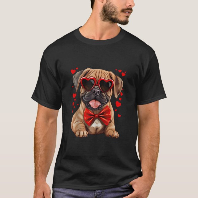 Bullmastiff Hund Hearts Sunglasses Red Bow Tie Val T Shirt (Framsida)