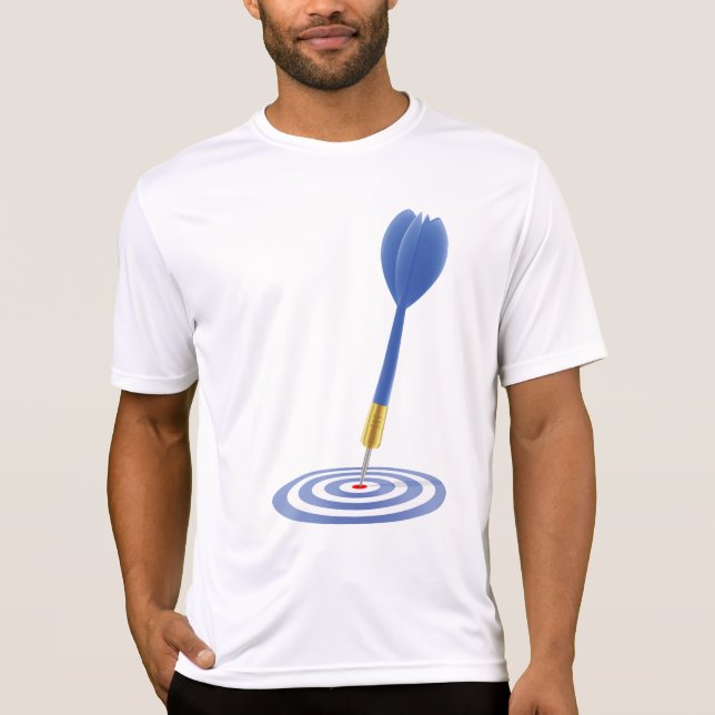 Bullseye Hit Blue Dart on Target T Shirt (Framsida)