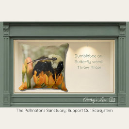 Bumblebee on Butterfly Weed Kudde