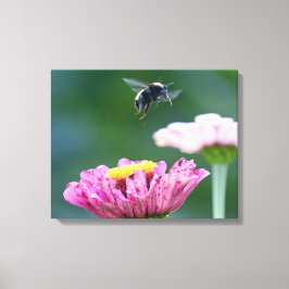 Bumblebees flygning canvastryck