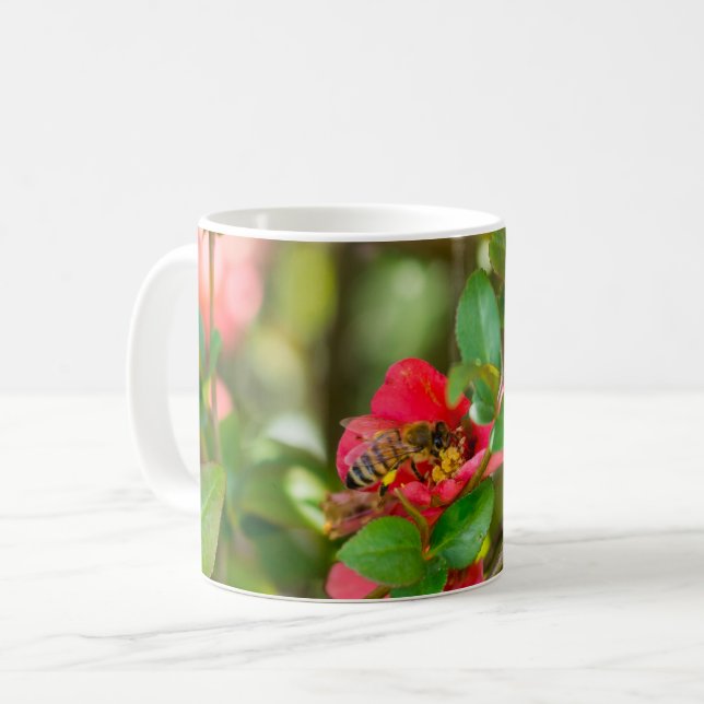 Bumblebi och Azalea-kaffe Mugg (Framsida vänster)