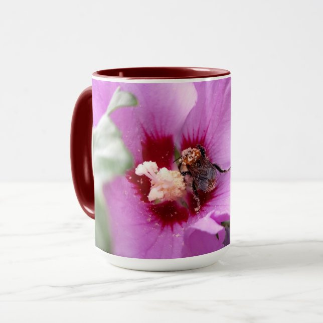 Bumblebi på Hibiscus Flower Mugg (Framsida vänster)