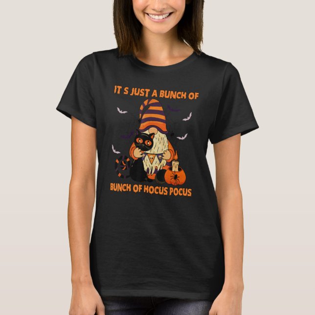 Bunch Of Hocus Pocus Pumpkin Gnomes Bats Scary Cat T Shirt (Framsida)