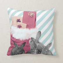 Bunnies Peeking i Santa's Sack